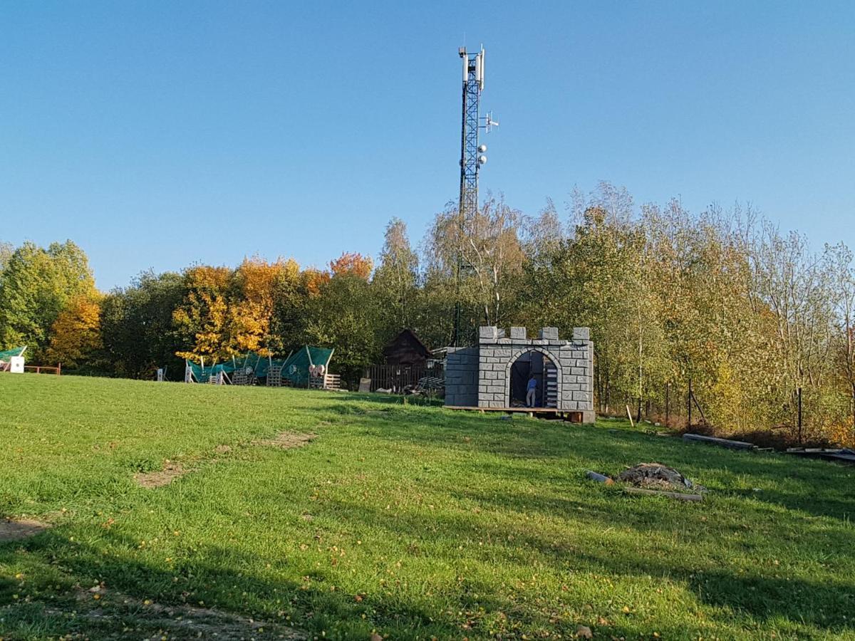 Pensiony A Ubytovani V Kempu Indiana Edrovice Esterno foto